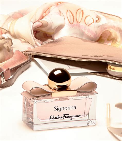 signorina salvatore ferragamo liston